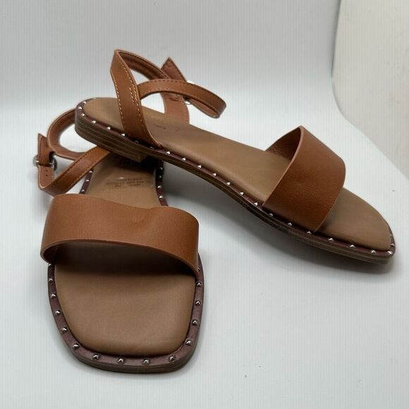CUSHIONAIRE Women's one band sandal +Memory Foam 7 BROWN - Picture 6 of 7